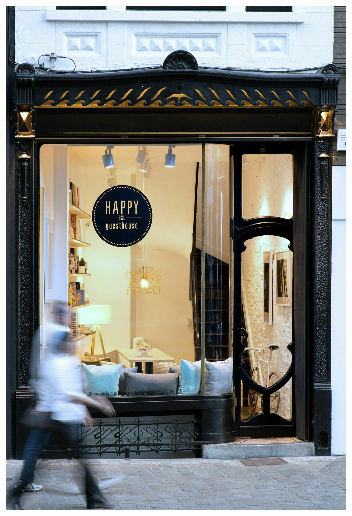 Happy Guesthouse - Grand Place Bruxelles Exterior foto